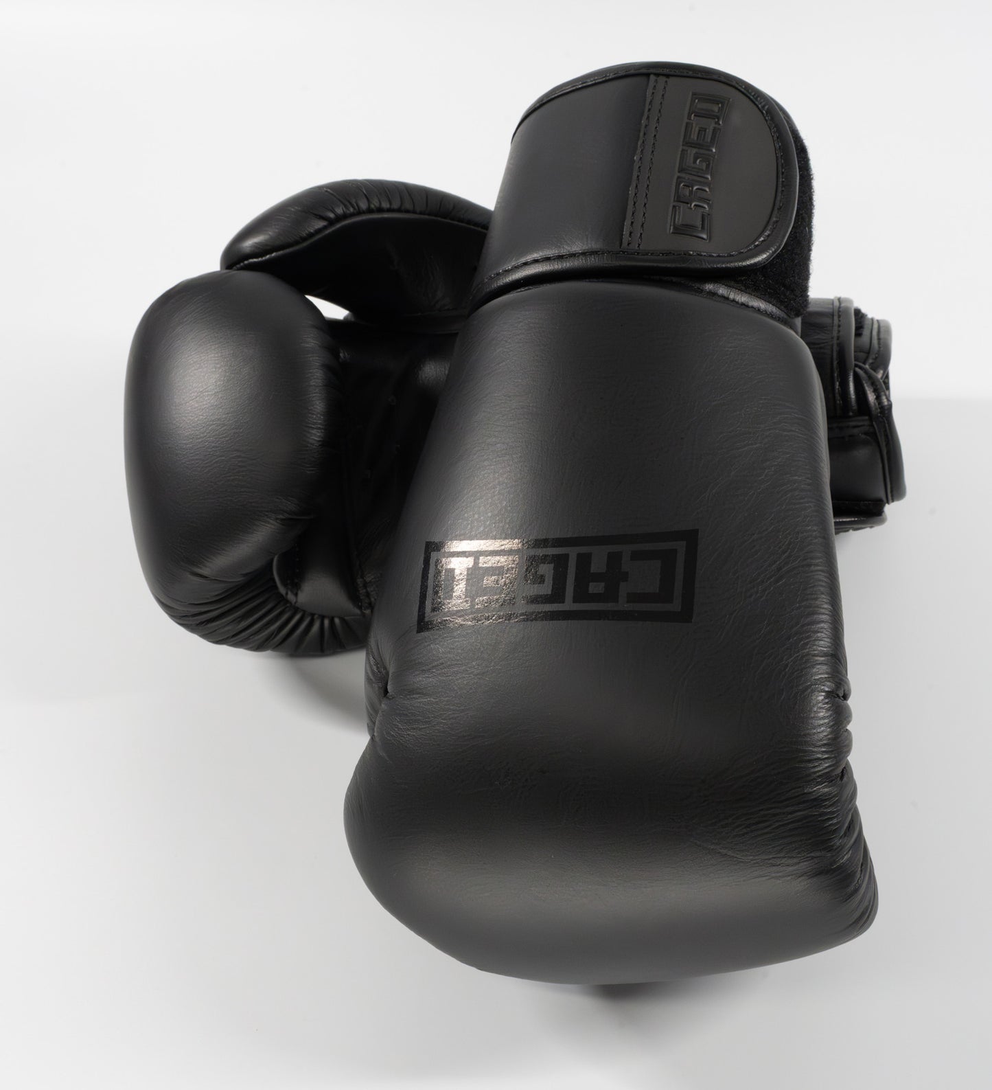 Caged Boxing Gloves 'Nero'