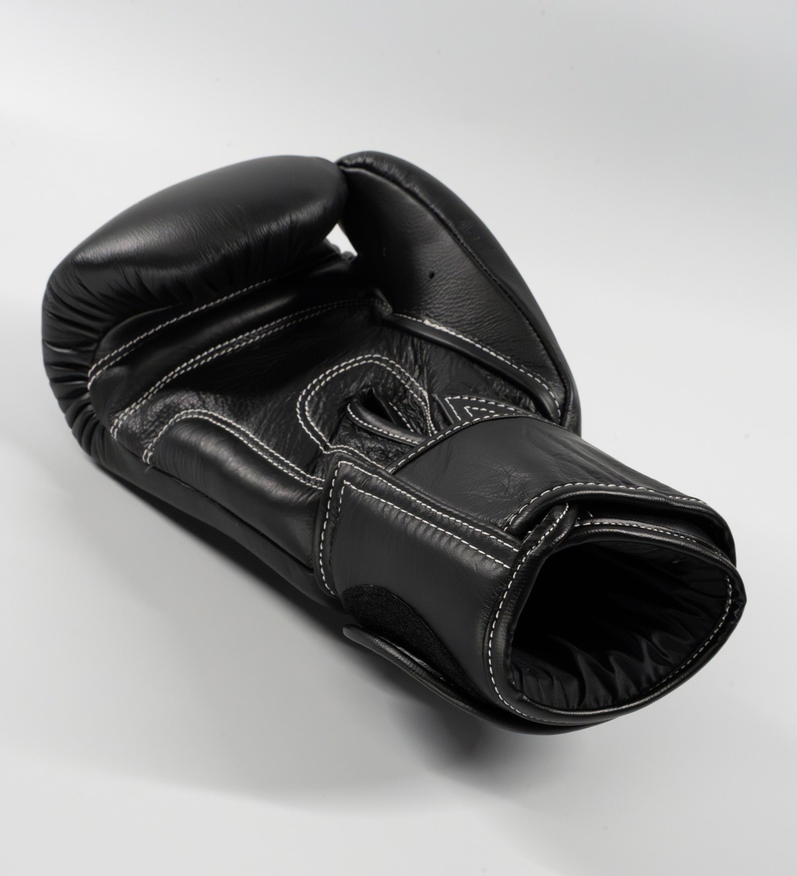 Nero Boxing Gloves